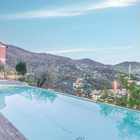 Recco Apartment With View And Pool エクステリア 写真