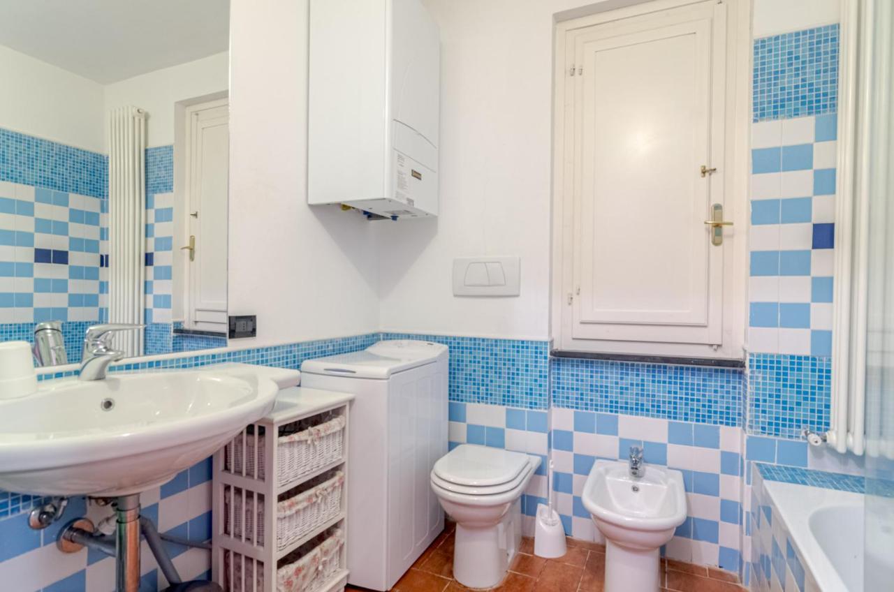 Recco Apartment With View And Pool エクステリア 写真